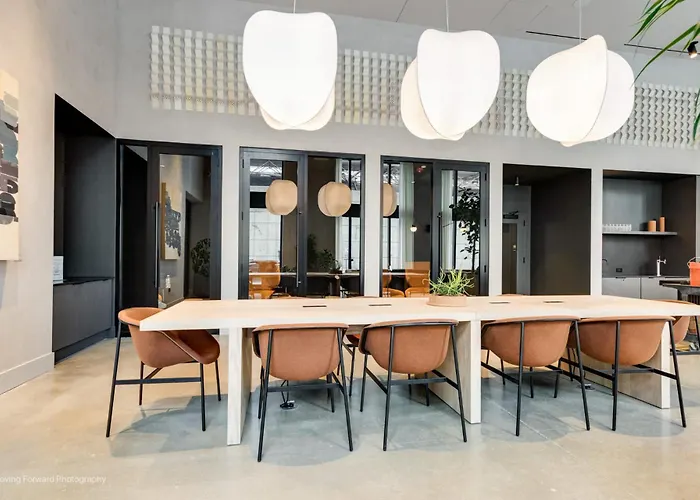 South Loop Rooftop With In & Out Parking 1 *