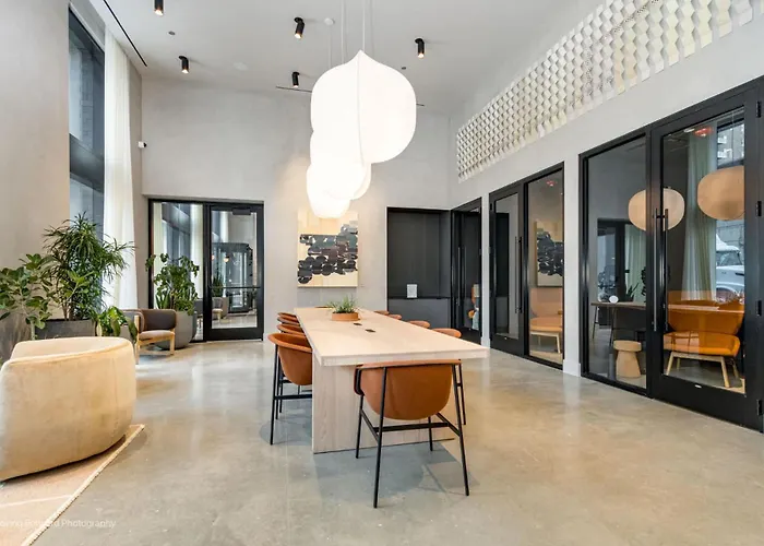 South Loop Rooftop With In & Out Parking 1 Apartamento