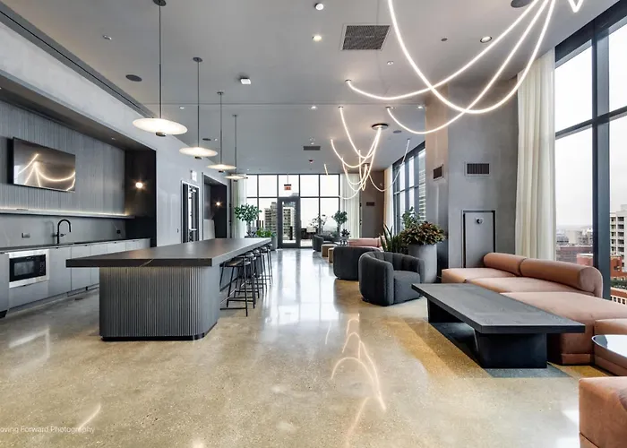 South Loop Rooftop With In & Out Parking 1 * Chicago